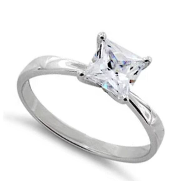 Sterling Silver Solitaire Princess Cut CZ Ring Engagement New * - Picture 1 of 5